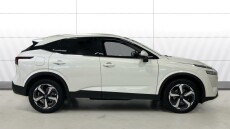 Nissan Qashqai 1.3 DiG-T MH 158 N-Connecta 5dr Xtronic Petrol Hatchback